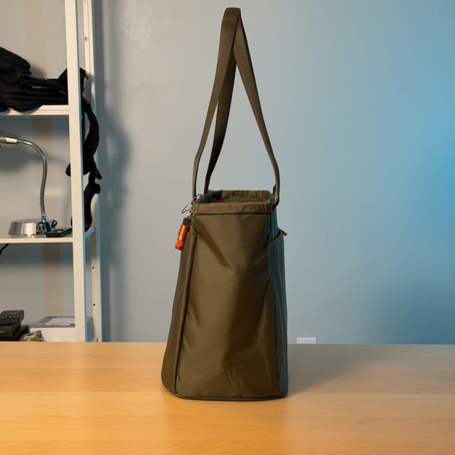 CIVIC Daily Tote 24L