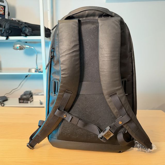 Daypack V2 M Dyneema Leather